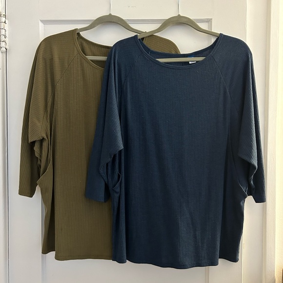 Old Navy Nursing Shirts - Picture 1 of 3